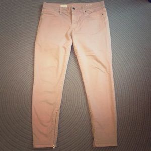 Gap 1969 khaki jean, zipped leg